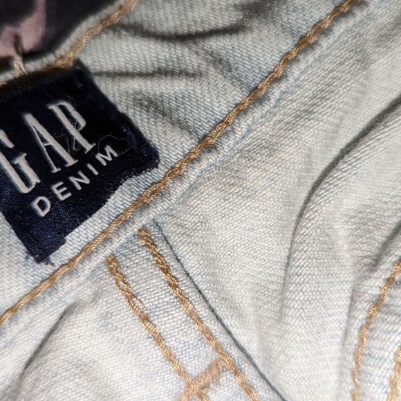 EUC Gap Denim - Picture 5 of 5